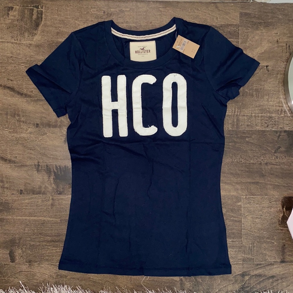 NWT HOLLISTER SHIRT